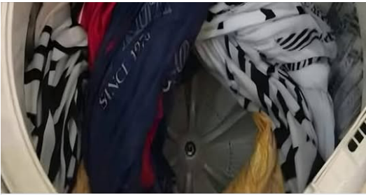 When washing clothes, don’t just put in detergent!