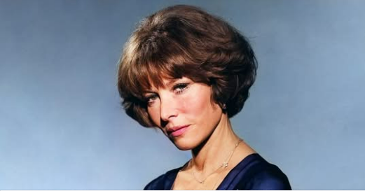 This ’50s Beauty Was Banned from Hollywood